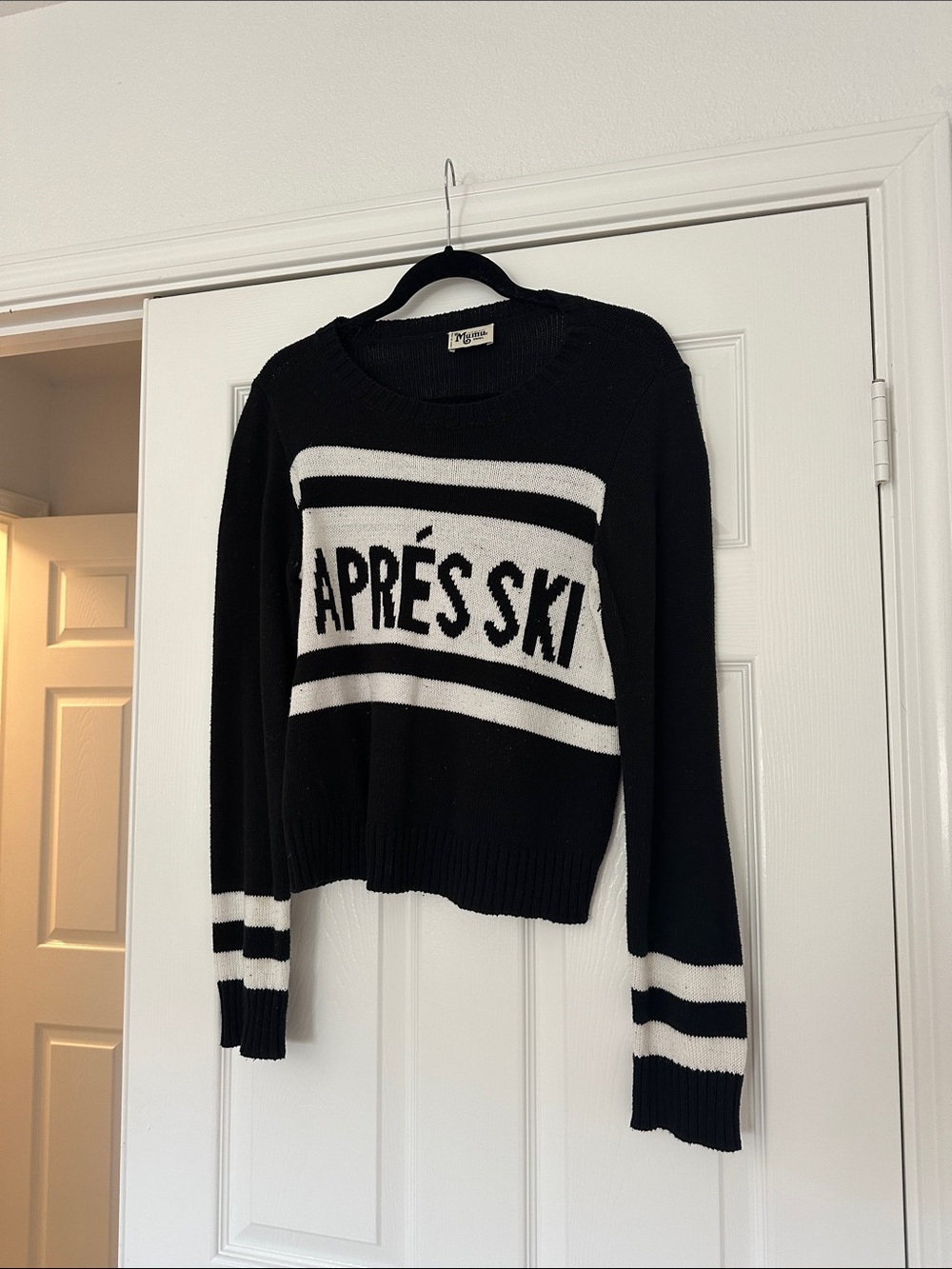 Show Me Your Mumu Size S Black & White "APRÉS SKI" Crewneck Sweater - Women